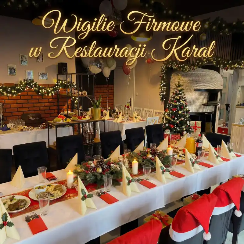 🎄 Holiday atmosphere at KARAT — join us for the holiday season.